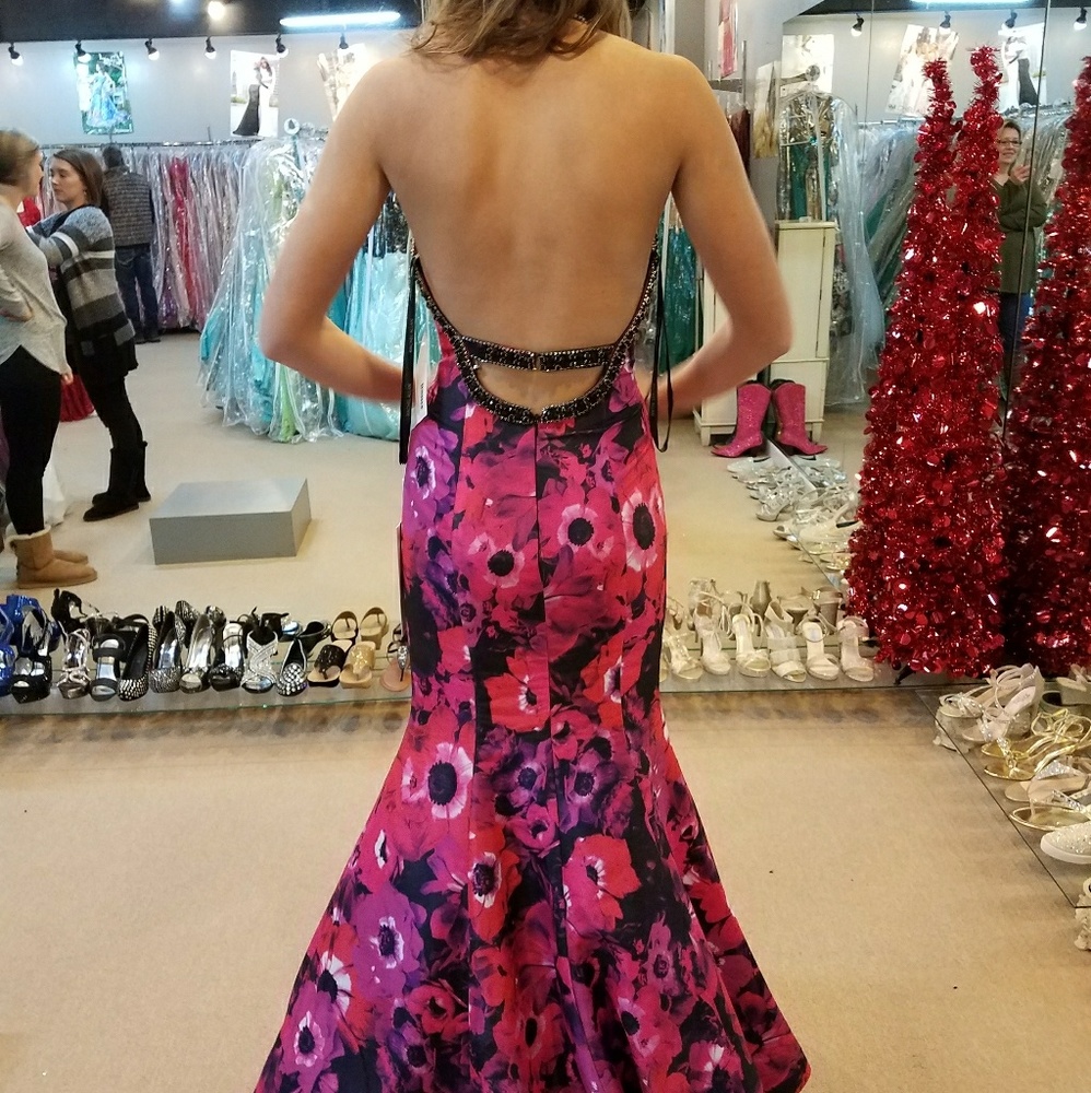 Rachel Allen prom dress